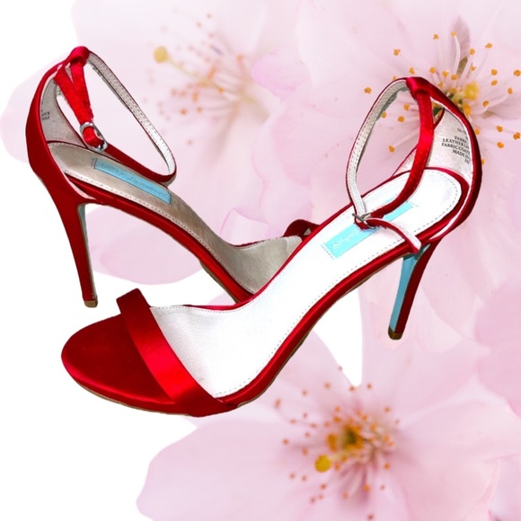 Blue by Betsey Johnson Sarah Elegant Red Satin Stiletto Heels, size 10M - Picture 1 of 14
